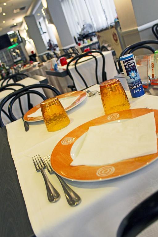 Hotel Genty Rimini Eksteriør billede
