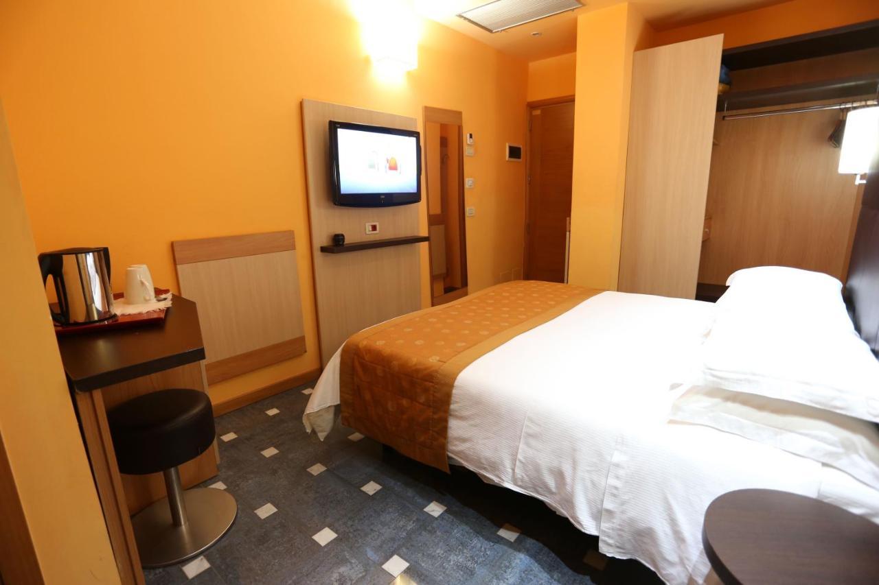 Hotel Genty Rimini Værelse billede